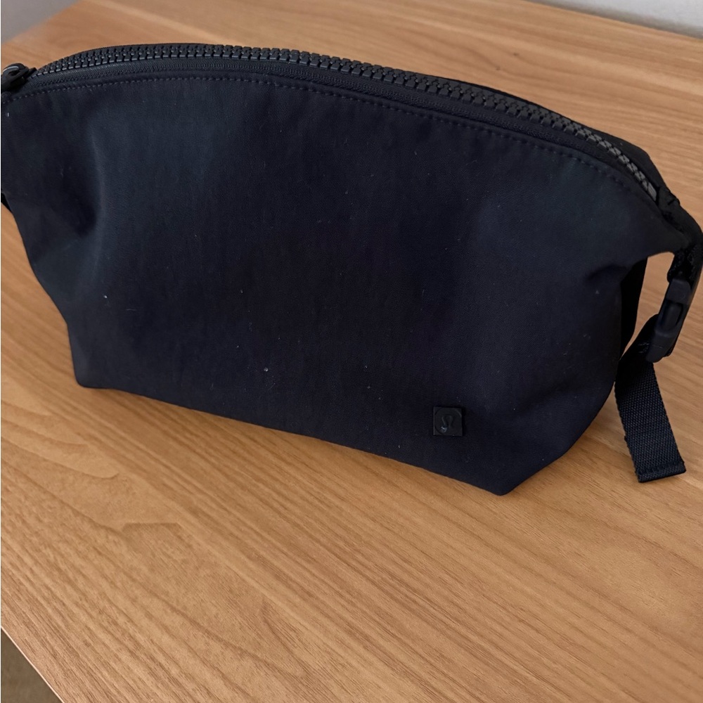 Lululemon Toiletry Dopp Kit Travel Bag
